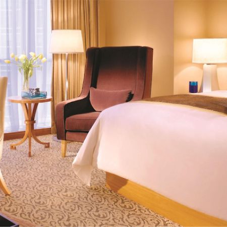 Oakwood Premier Cozmo Jakarta Buitenkant foto