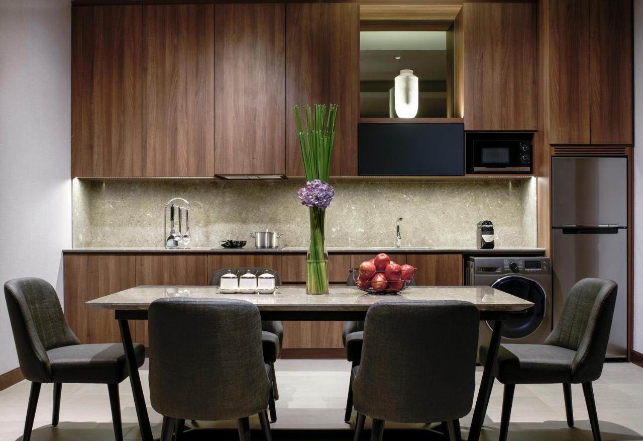 Oakwood Premier Cozmo Jakarta Buitenkant foto